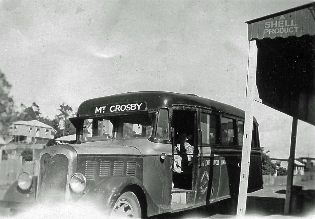 Bust-at-mt-crosby-shop-1948